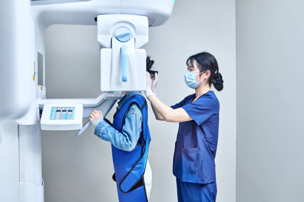 Best Emergency Care for Gum Disease in Fort Clark Springs, TX